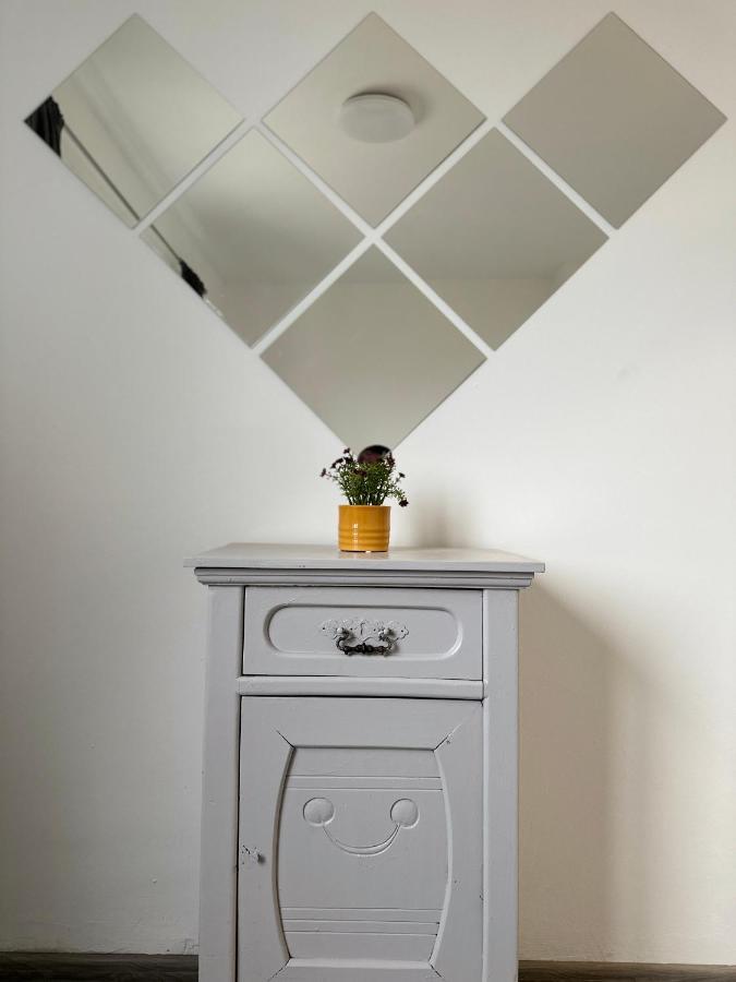 The Orchid, Apartment By Lmg صوفيا المظهر الخارجي الصورة